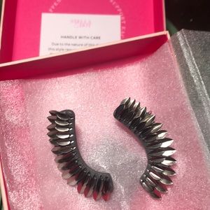 Pegasus ear climber in silver.